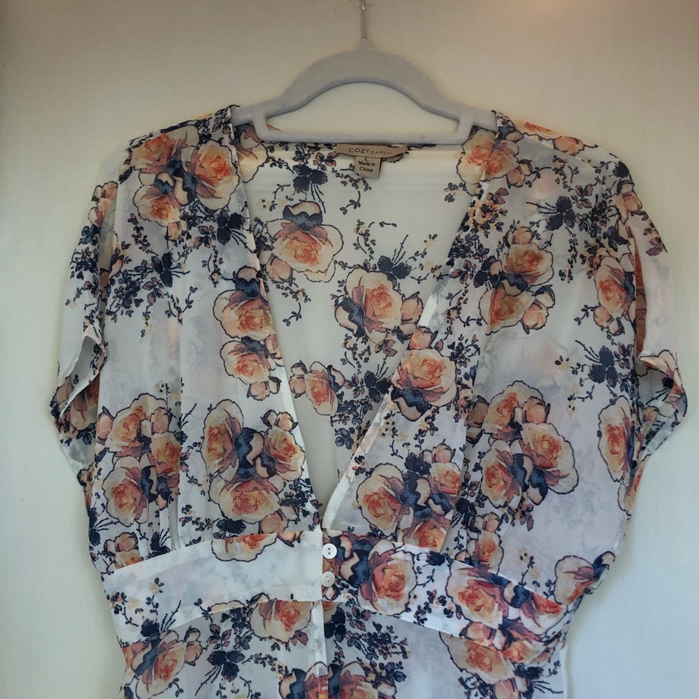 3/$20 COZY CASUAL☀️Summer Floral Duster NWOT - Picture 4 of 13
